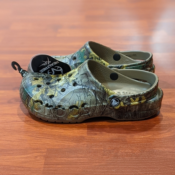 Crocs Baya Realtree Xtro Clog (size mens 6 & 7) - Picture 2 of 12